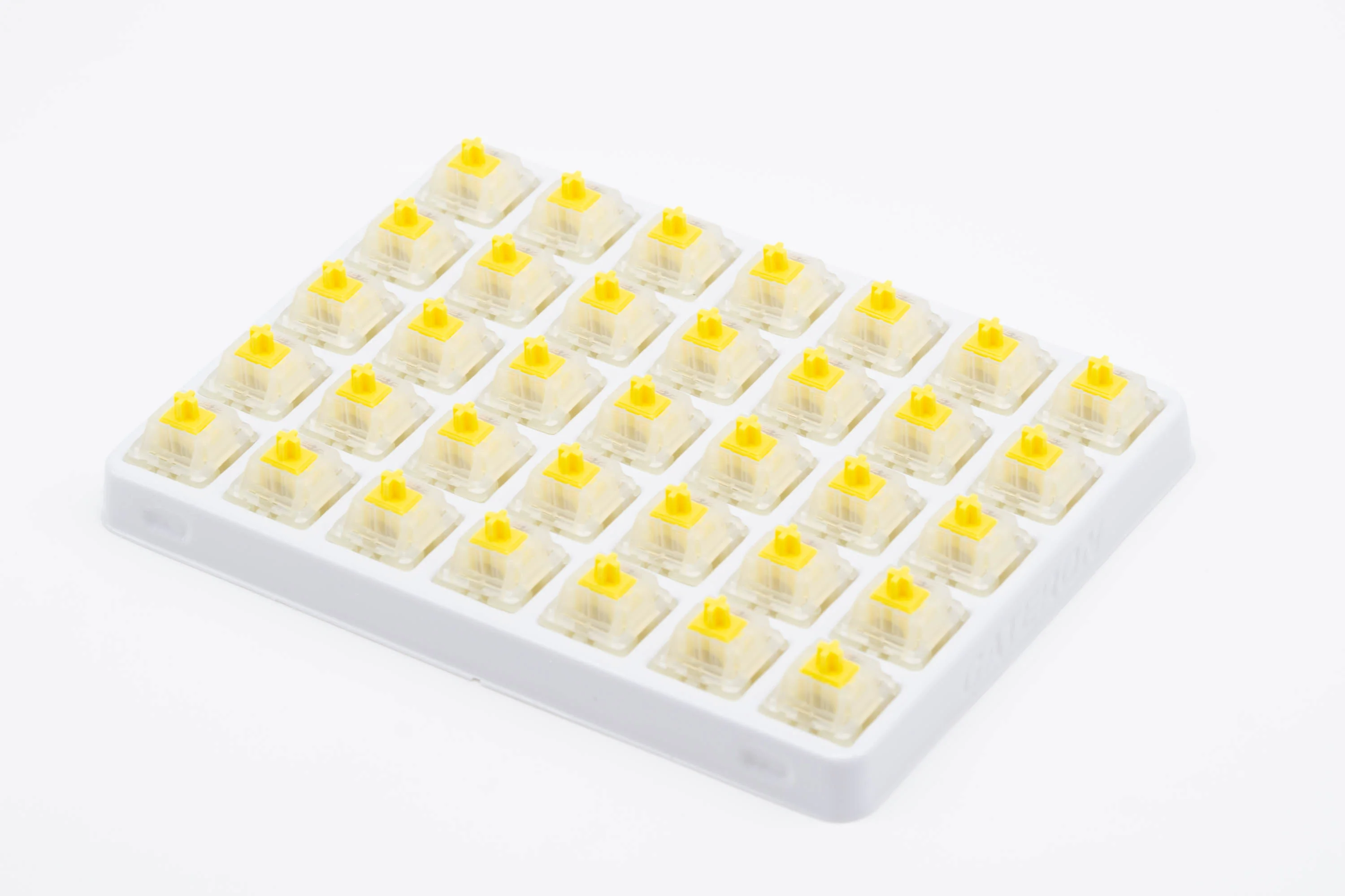 [In Stock] Gateron Cap Milky Yellow V2 - Image 4