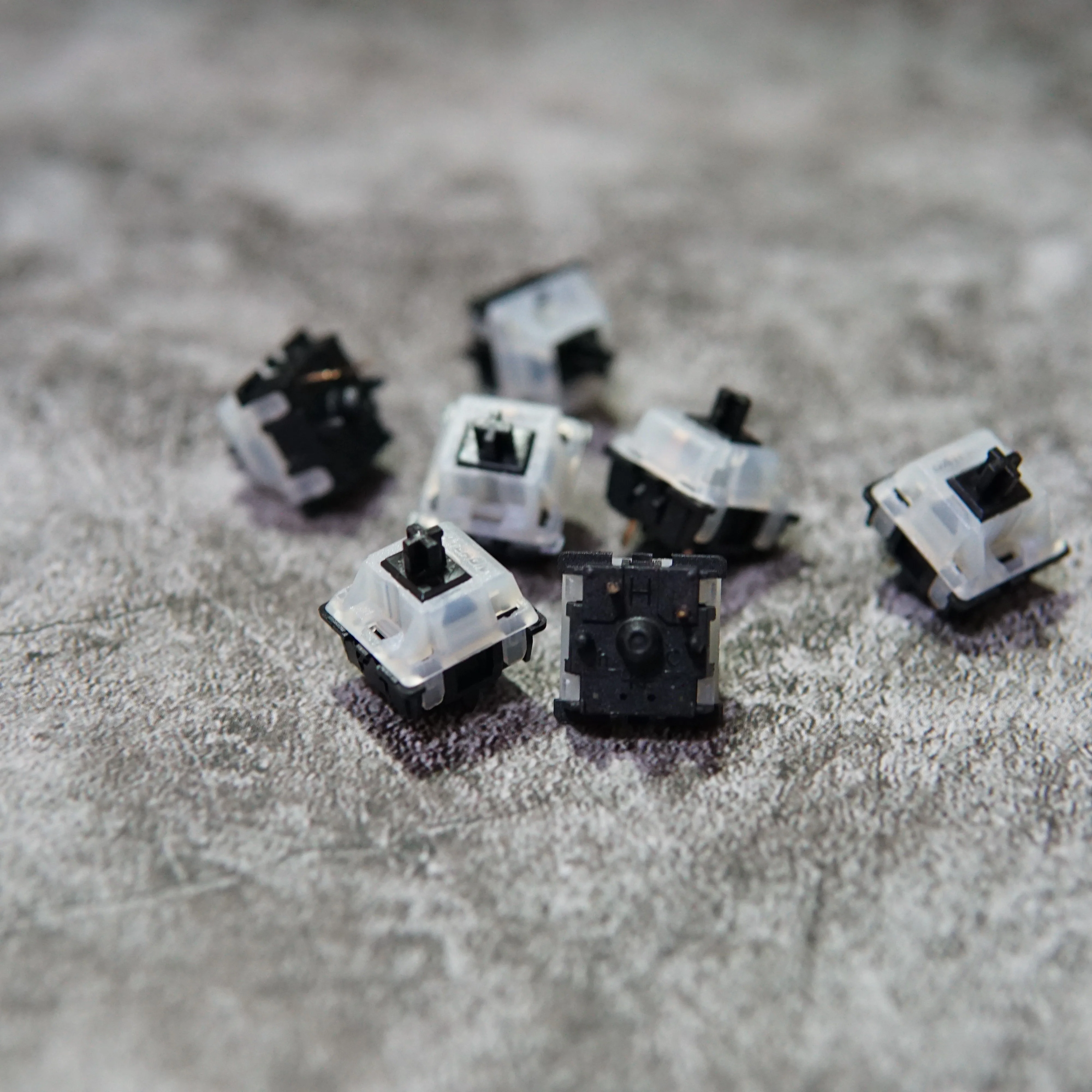 [In Stock] Gateron Milky Black Switches - Image 3