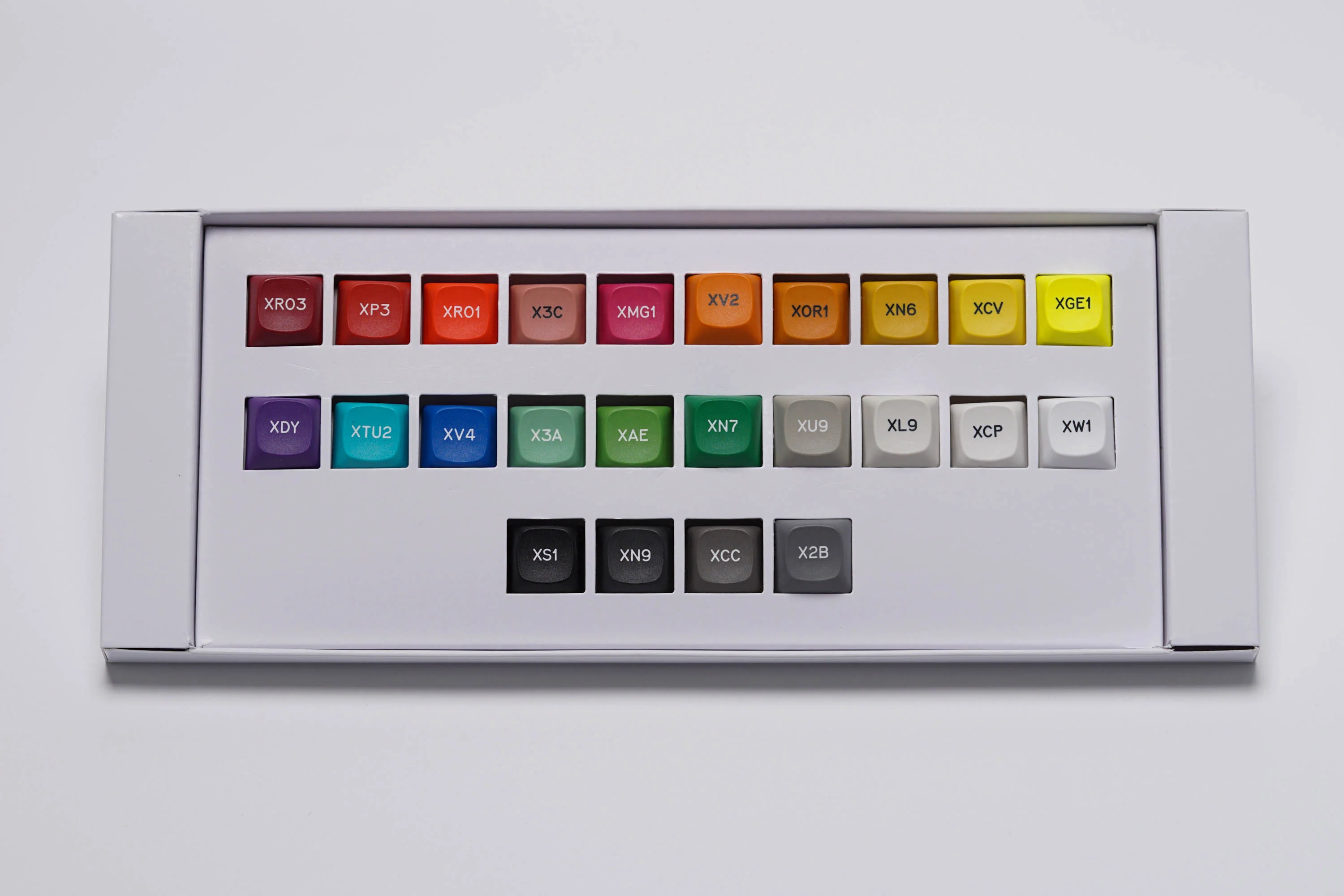 [In Stock] GMK COLOR SAMPLES - Image 3