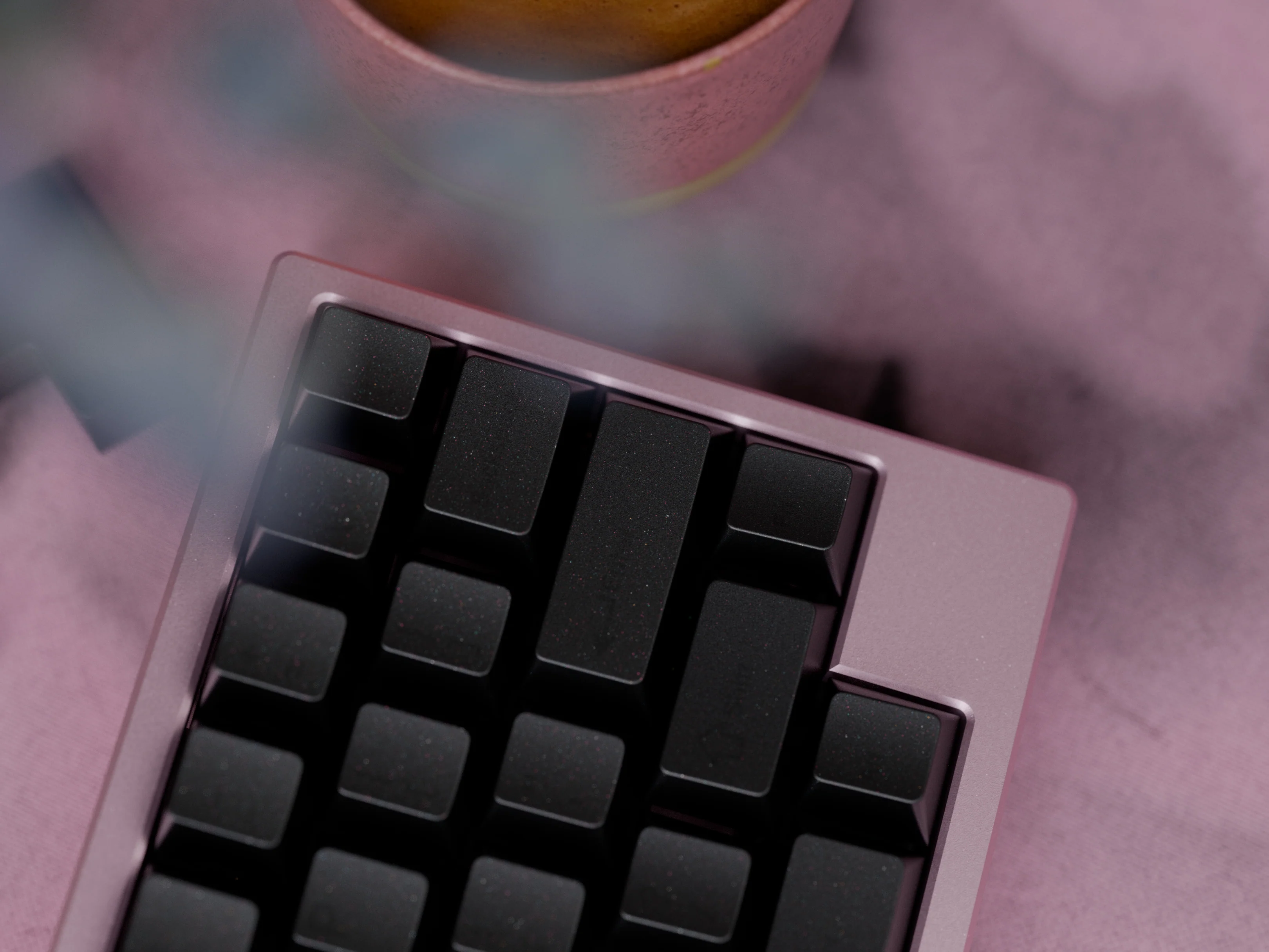 [In Stock] GMK CYL Cosmos - Image 3