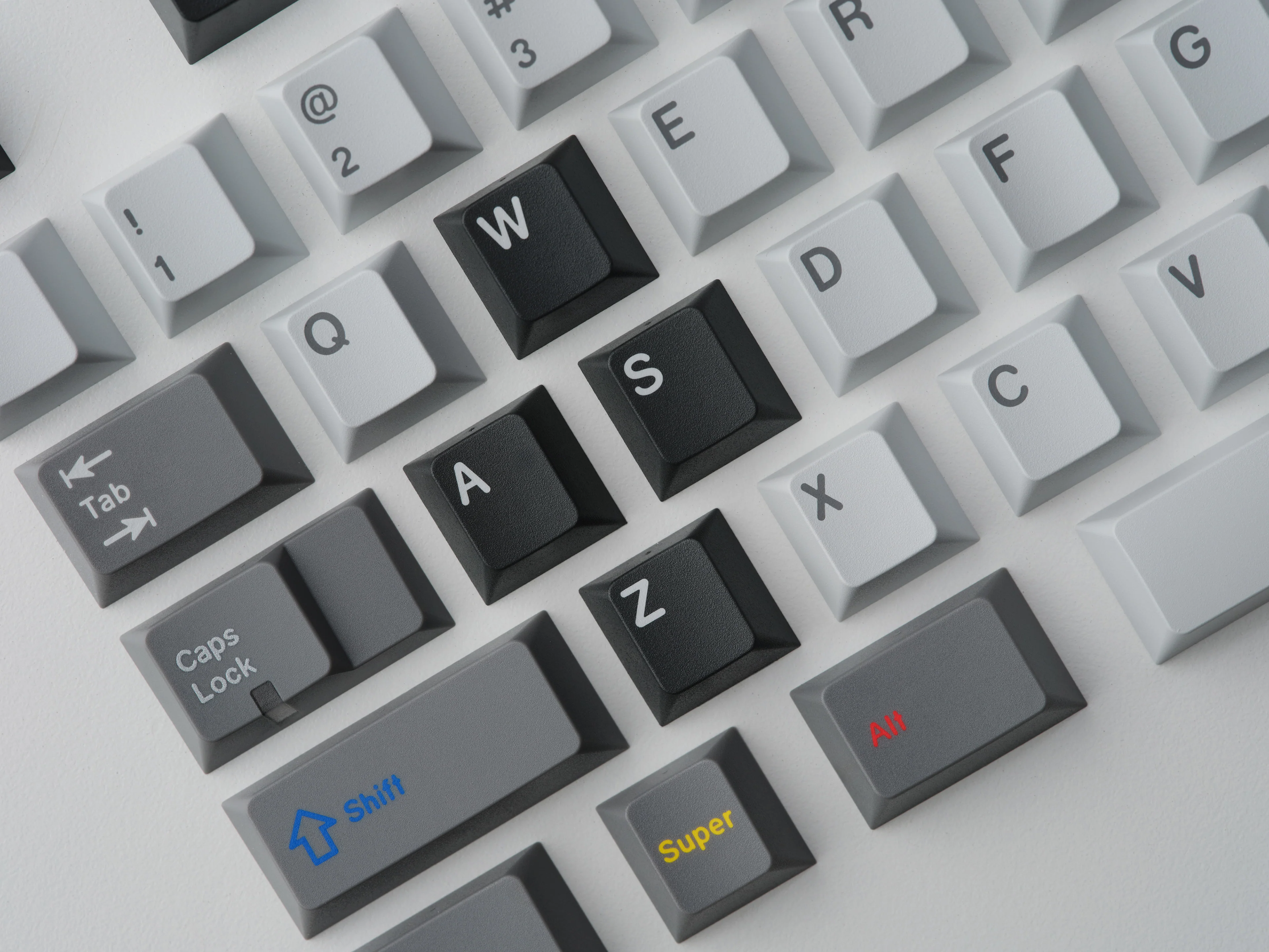 [In Stock] GMK CYL N16 - Image 2