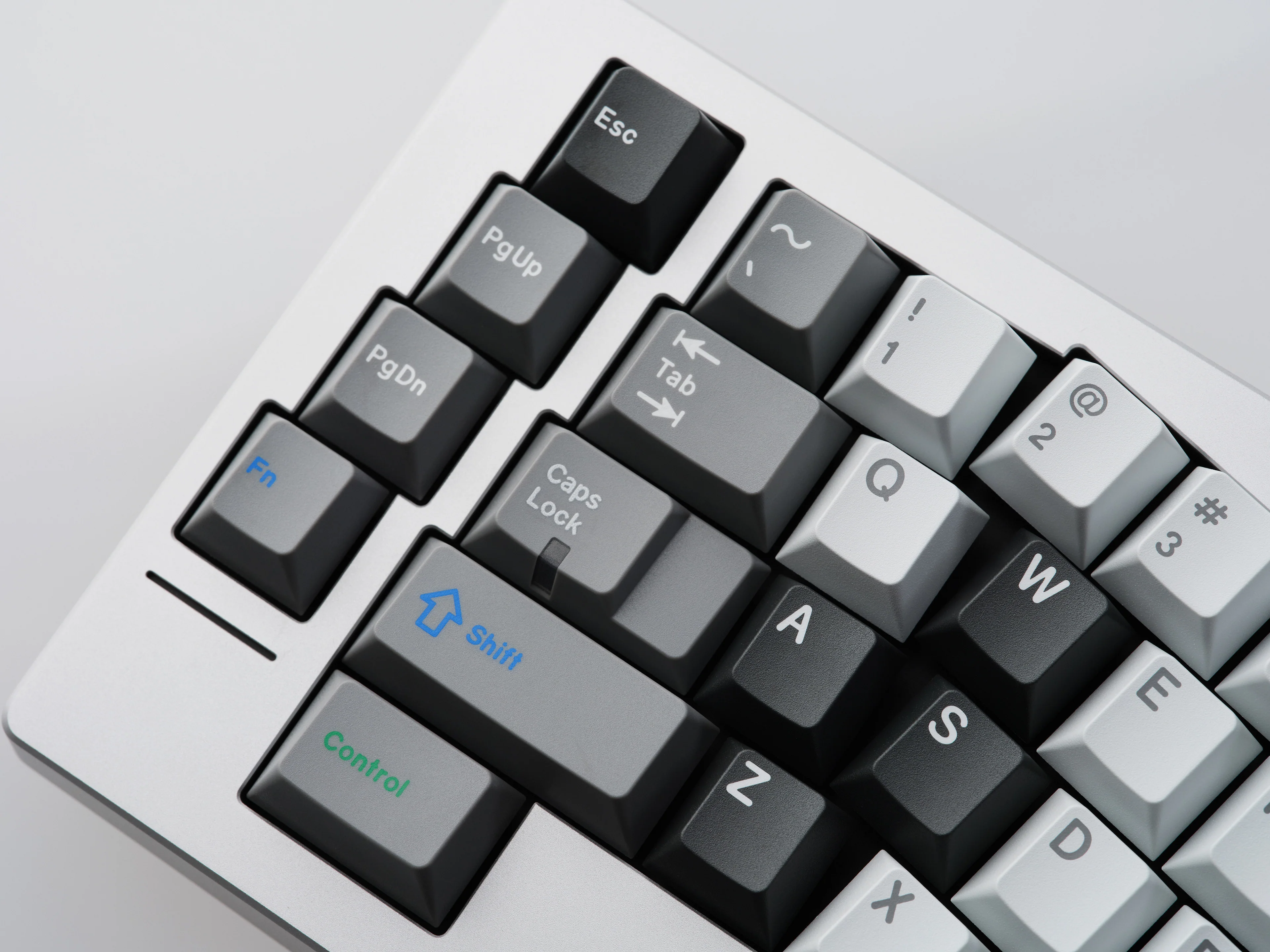 [In Stock] GMK CYL N16 - Image 3