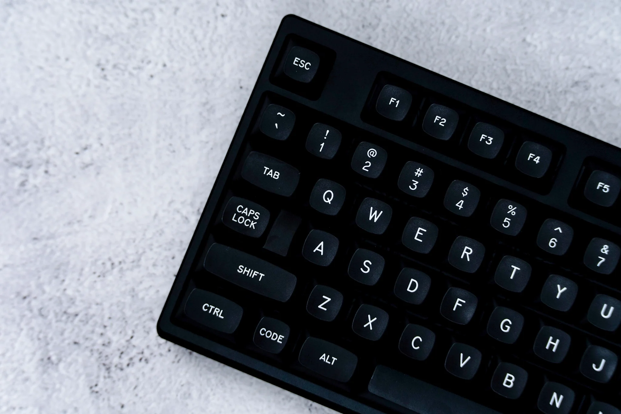 [In Stock] GMK MTNU WoB (White on Black) Keycaps - Image 3