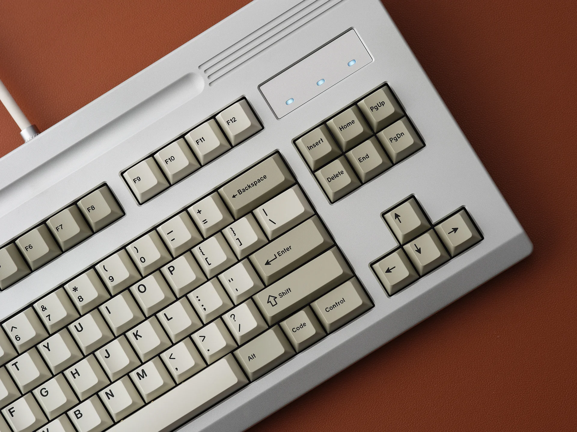 [In Stock] GMK CYL Classic Beige - Image 3