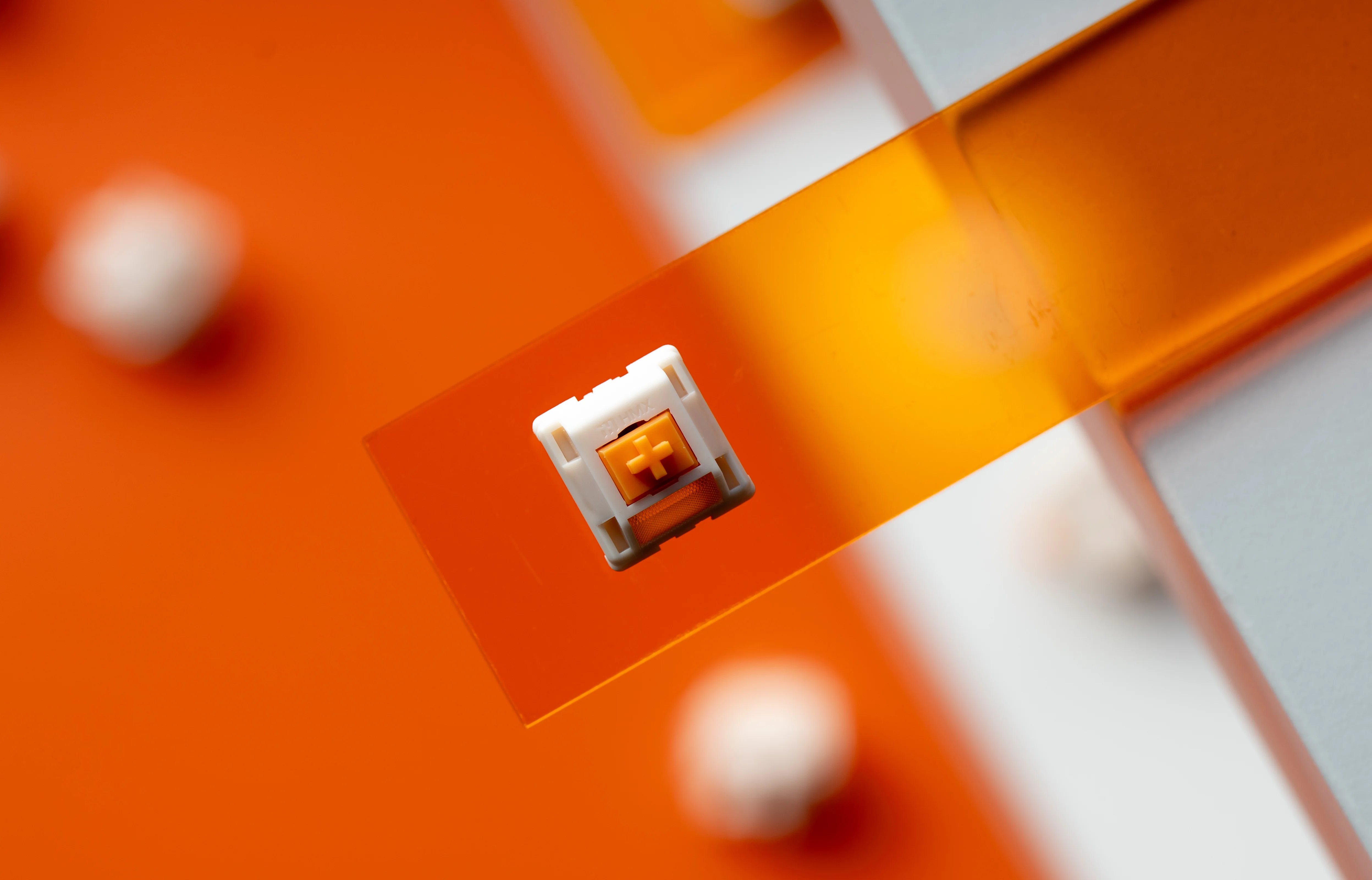 [In Stock] HMX Citrus Silver V2 Linear Switches - Image 3