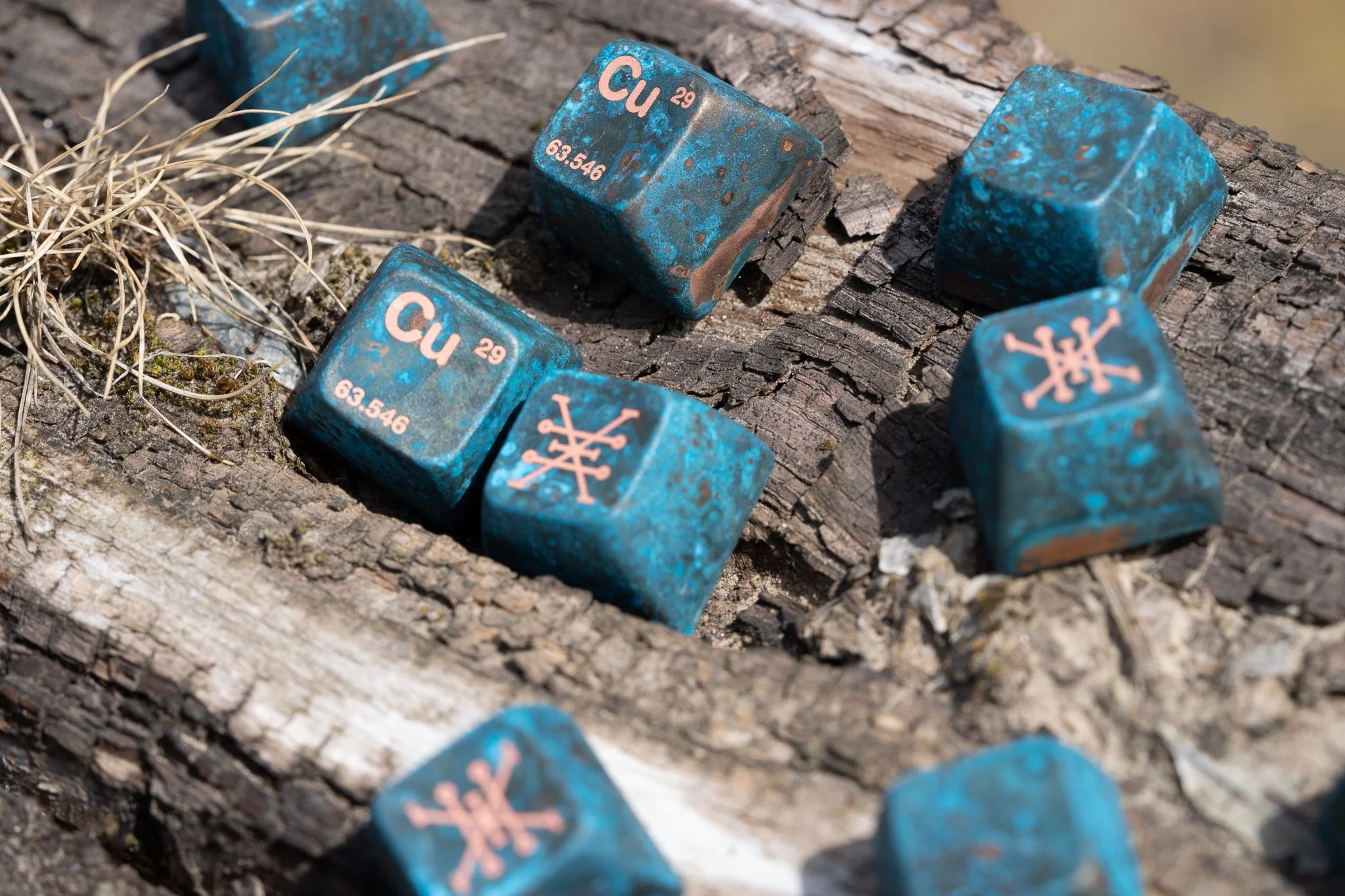 [In Stock] Salvun x Copper Artisan Keycap - Image 2