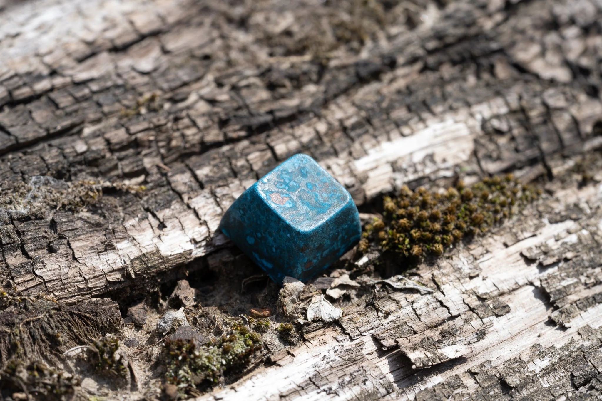 [In Stock] Salvun x Copper Artisan Keycap - Image 5