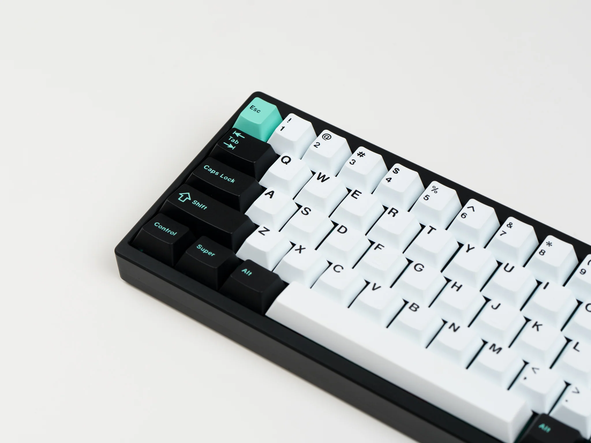 [In Stock] GMK CYL Delta R2 - Image 6
