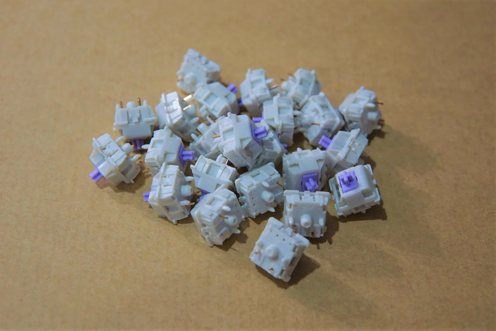 [In Stock] Lilac Linear Switches - Image 5